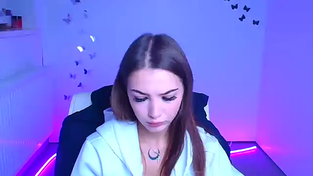 Sandy GG online show from September 26, 2025, 8:54 am