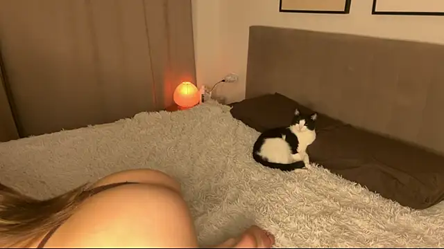 Snapshot of aryamirelle chatting on November 9, 2025, 5:39 pm aryamirelle online show from November 9, 2025, 5:39 pm