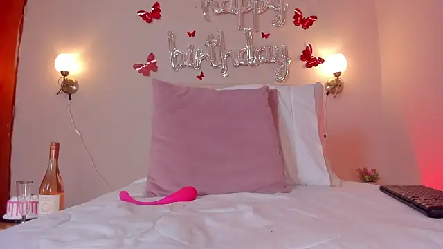 dani skinny  online show from March 8, 2025, 2:51 pm