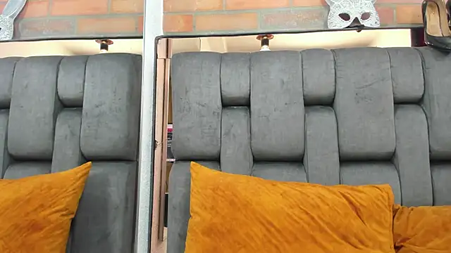 JESSYCORTES online show from October 11, 2025, 2:29 pm