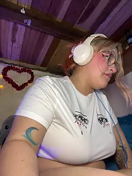 SophiaWeestt99 online show from February 20, 2026, 6:26 am