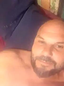 Snapshot of Javierchico chatting on May 22, 2026, 10:30 pm Javierchico online show from May 22, 2026, 10:30 pm