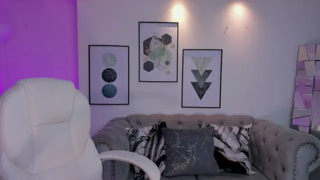 Shantaall  online show from February 25, 2025, 10:42 pm