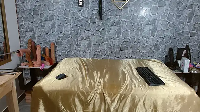 Snapshot of Aynle-toms chatting on November 6, 2025, 12:25 am Aynle-toms online show from November 6, 2025, 12:25 am