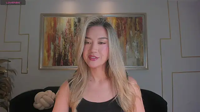 RebeccaHudson online show from January 11, 2026, 5:53 pm