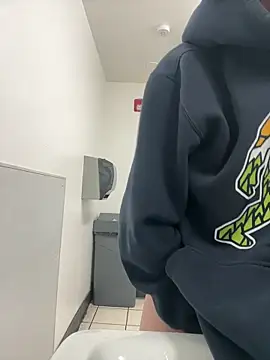 Snapshot of M1ssyk1ssy chatting on February 4, 2025, 10:13 pm M1ssyk1ssy online show from February 4, 2025, 10:13 pm