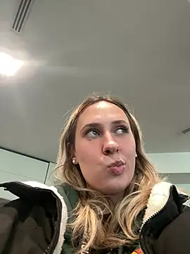 Snapshot of M1ssyk1ssy chatting on January 13, 2025, 8:48 pm M1ssyk1ssy online show from January 13, 2025, 8:48 pm