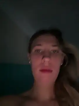 Snapshot of M1ssyk1ssy chatting on January 5, 2025, 6:13 pm M1ssyk1ssy online show from January 5, 2025, 6:13 pm