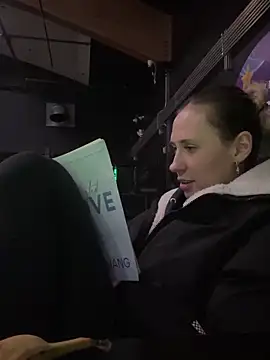 Snapshot of M1ssyk1ssy chatting on February 5, 2025, 1:26 am M1ssyk1ssy online show from February 5, 2025, 1:26 am