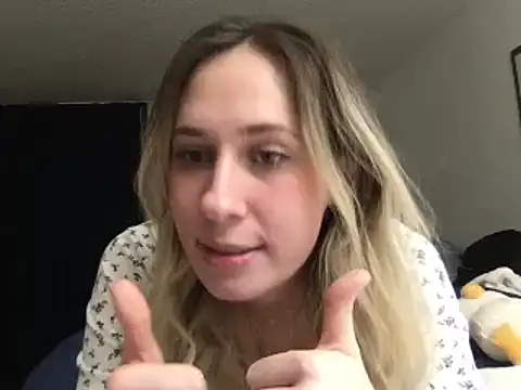 Snapshot of M1ssyk1ssy chatting on January 19, 2025, 6:31 am M1ssyk1ssy online show from January 19, 2025, 6:31 am