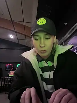 Snapshot of M1ssyk1ssy chatting on January 22, 2025, 10:59 pm M1ssyk1ssy online show from January 22, 2025, 10:59 pm