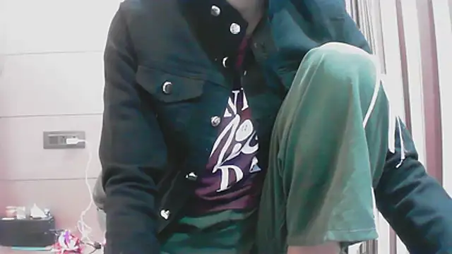 collage hoty online show from November 18, 2025, 4:43 pm