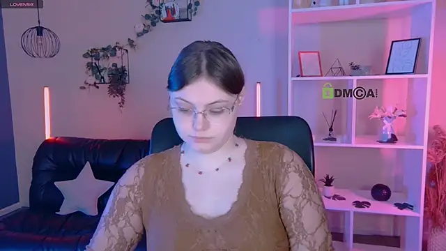 Snapshot of nikole_kitt chatting on June 1, 2026, 7:02 pm nikole kitt online show from June 1, 2026, 7:02 pm