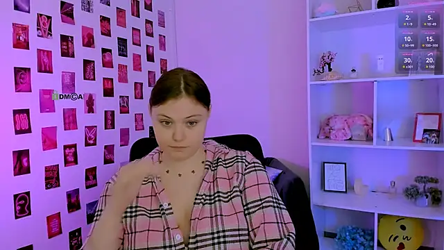 Snapshot of nikole_kitt chatting on July 24, 2026, 6:48 pm nikole kitt online show from July 24, 2026, 6:48 pm