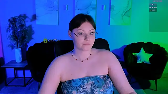 Snapshot of nikole_kitt chatting on May 19, 2026, 6:59 pm nikole kitt online show from May 19, 2026, 6:59 pm