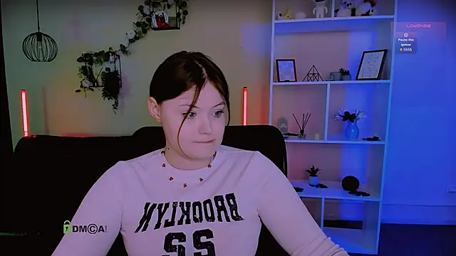 Snapshot of nikole_kitt chatting on May 25, 2026, 6:50 pm nikole kitt online show from May 25, 2026, 6:50 pm