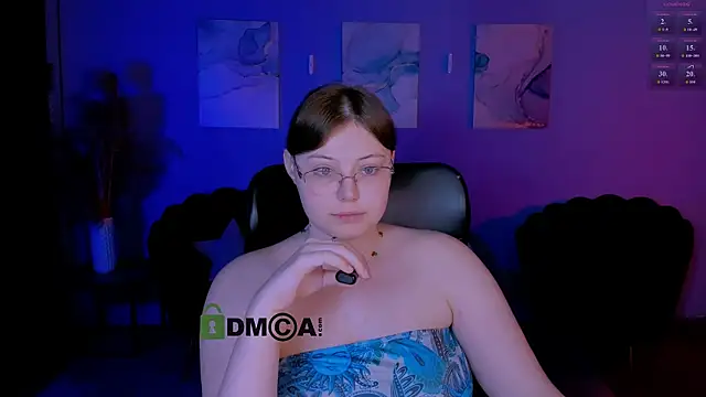 Snapshot of nikole_kitt chatting on May 11, 2026, 7:00 pm nikole kitt online show from May 11, 2026, 7:00 pm