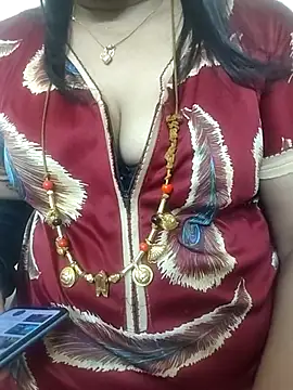 Snapshot of gaurika18 chatting on November 3, 2025, 2:31 pm gaurika18 online show from November 3, 2025, 2:31 pm