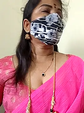 gaurika18 online show from April 22, 2026, 4:41 am