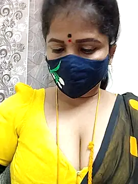 gaurika18 online show from June 23, 2026, 1:31 pm
