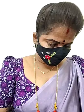 gaurika18 online show from July 29, 2026, 12:04 pm