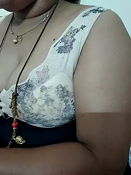 Snapshot of gaurika18 chatting on October 8, 2025, 8:16 am gaurika18 online show from October 8, 2025, 8:16 am