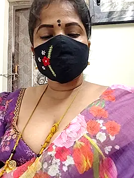 Snapshot of gaurika18 chatting on June 17, 2026, 1:27 am gaurika18 online show from June 17, 2026, 1:27 am