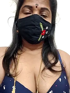 Snapshot of gaurika18 chatting on May 11, 2026, 3:07 pm gaurika18 online show from May 11, 2026, 3:07 pm