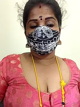 Snapshot of gaurika18 chatting on May 20, 2026, 5:48 am gaurika18 online show from May 20, 2026, 5:48 am