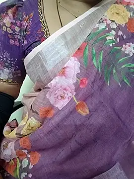 Snapshot of gaurika18 chatting on November 2, 2025, 5:12 am gaurika18 online show from November 2, 2025, 5:12 am