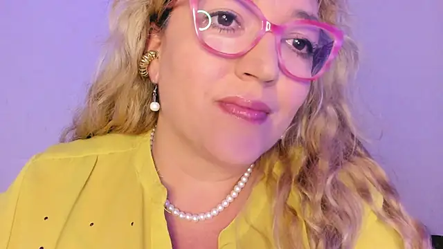 Snapshot of Naty_Mature_ chatting on October 25, 2025, 7:25 pm Naty Mature online show from October 25, 2025, 7:25 pm