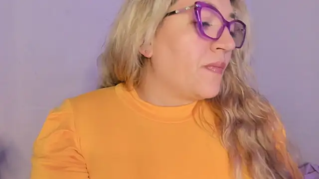 Naty Mature  online show from January 7, 2026, 7:30 pm