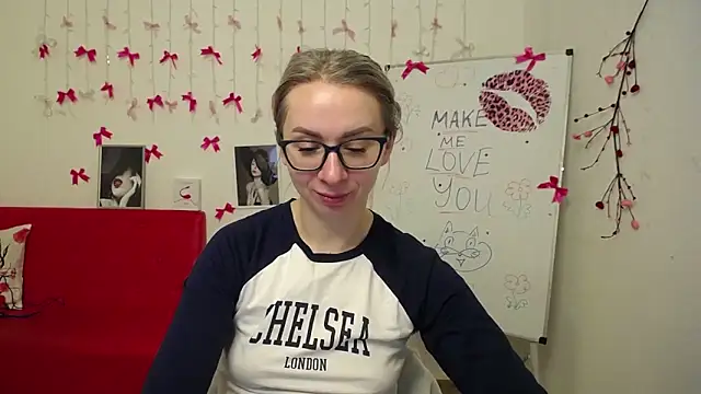 Snapshot of VasilisaSii chatting on February 27, 2026, 6:13 am VasilisaSii online show from February 27, 2026, 6:13 am