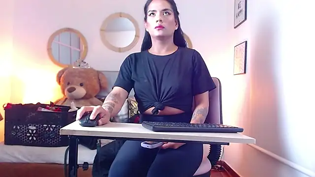 Snapshot of zoe_hecate_sexx chatting on December 4, 2025, 4:22 am zoe hecate sexx online show from December 4, 2025, 4:22 am