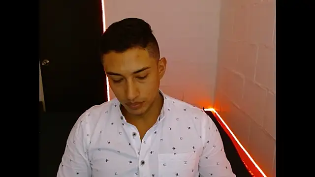 Snapshot of Davixx258 chatting on February 1, 2025, 3:07 pm Davixx258 online show from February 1, 2025, 3:07 pm