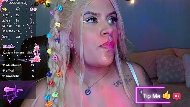 Snapshot of SofiaaCortes chatting on February 2, 2025, 7:30 am SofiaaCortes online show from February 2, 2025, 7:30 am