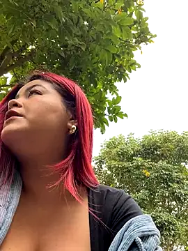 Snapshot of lia_moon77 chatting on October 10, 2025, 7:36 pm lia moon77 online show from October 10, 2025, 7:36 pm