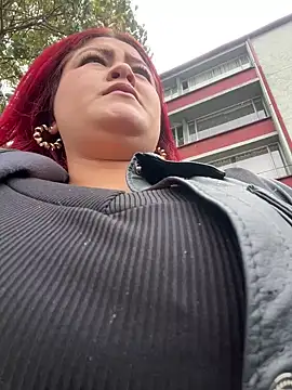 Snapshot of lia_moon77 chatting on November 30, 2025, 6:41 pm lia moon77 online show from November 30, 2025, 6:41 pm