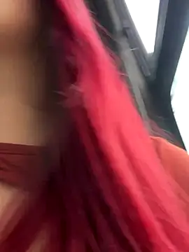 Snapshot of lia_moon77 chatting on October 22, 2025, 8:08 pm lia moon77 online show from October 22, 2025, 8:08 pm