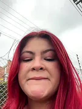 Snapshot of lia_moon77 chatting on November 18, 2025, 8:45 pm lia moon77 online show from November 18, 2025, 8:45 pm