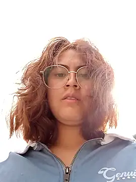 Snapshot of lara_moon25 chatting on October 9, 2025, 7:25 pm lara moon25 online show from October 9, 2025, 7:25 pm