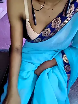 Snapshot of Miakhalifatamil chatting on May 9, 2026, 5:00 am Miakhalifatamil online show from May 9, 2026, 5:00 am