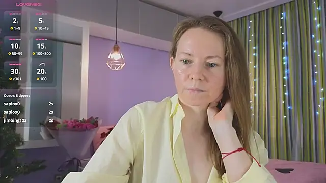 Snapshot of JanePearl chatting on January 2, 2025, 5:18 pm JanePearl online show from January 2, 2025, 5:18 pm