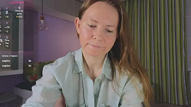 Snapshot of JanePearl chatting on December 15, 2024, 9:42 pm JanePearl online show from December 15, 2024, 9:42 pm