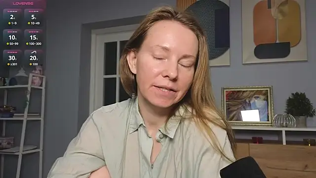 JanePearl online show from May 14, 2026, 4:42 am
