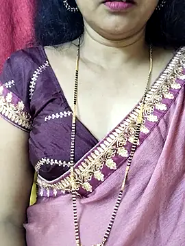 anuradha1432 online show from September 18, 2025, 8:39 am