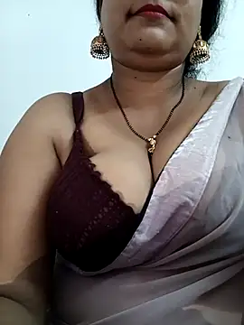 Nyra-23 online show from October 18, 2025, 8:05 am