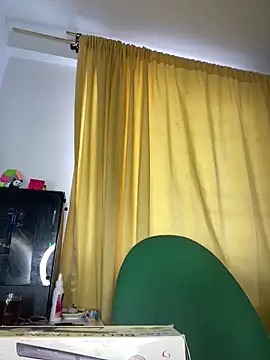 baby lizy online show from October 7, 2025, 8:32 pm