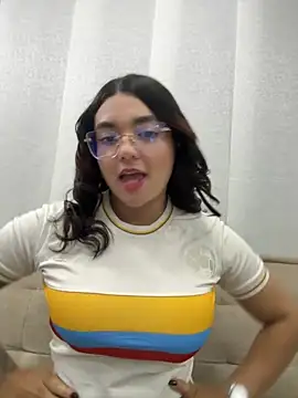 camianddanna online show from November 15, 2025, 11:20 pm