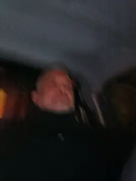 Snapshot of Holaluz2 chatting on December 2, 2025, 5:47 pm Holaluz2 online show from December 2, 2025, 5:47 pm